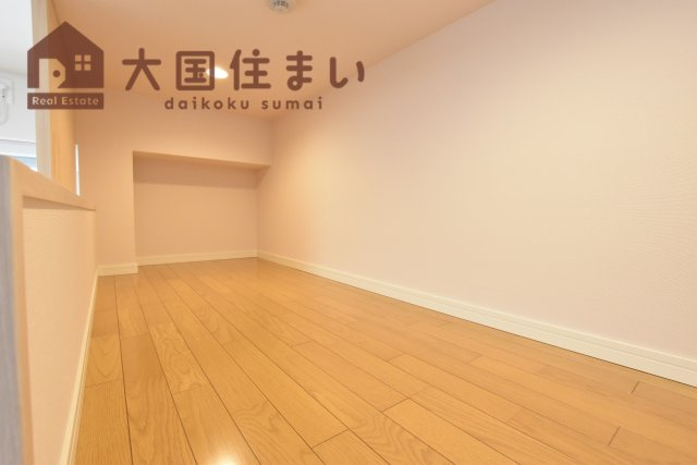 【洋室】 | コーラルポワント難波WEST