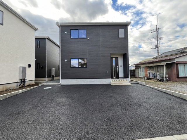 【Cradle garden】栃木市箱森町　第6の外観|〇1号棟〇
建築中の工程を確認できるのがは今ならではのメリットです。
周辺環境を含め、今からチェックがおすすめです。
先ずはお気軽にお問合せください！
※2026年9月撮影
