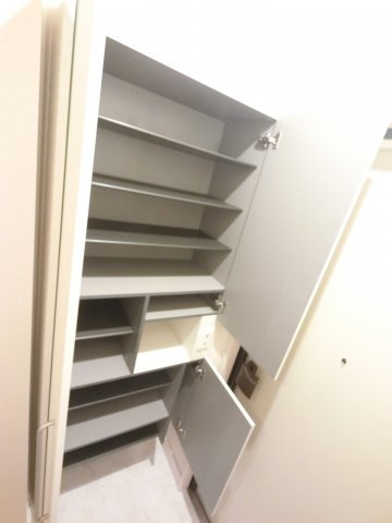 【玄関】