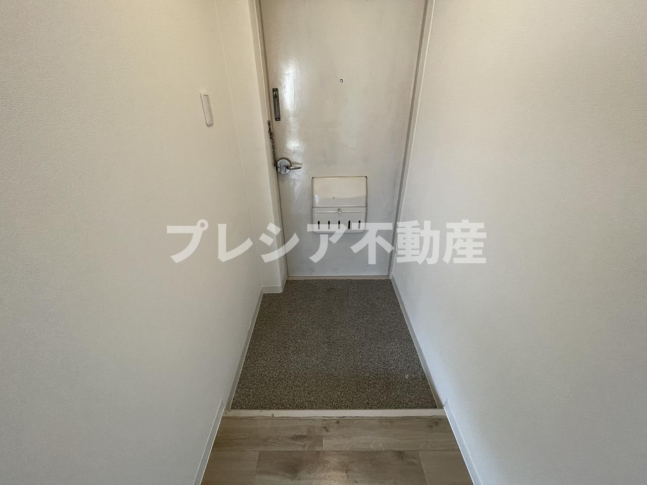 レジデンシア甲子園口の玄関
