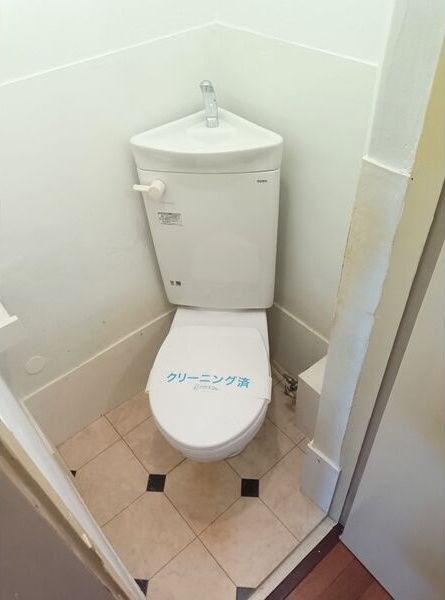 真弓ビルのトイレ