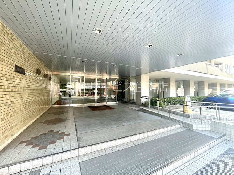 神戸市東灘区住吉本町１丁目のマンションの外観