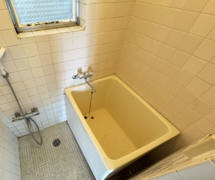 青梅市河辺町４丁目の賃貸マンションの浴室