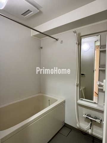 バンブー岩本町の浴室