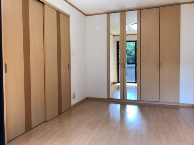 ＤｅａｒＣｏａｔＮＯＡｎｏａⅢの寝室