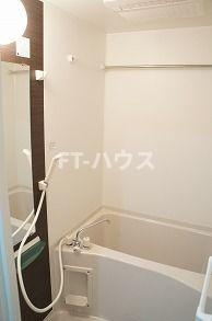 リブリ・イーストヒル NⅡの浴室