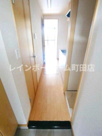 ラ・ヴィーブル ※初期費用分割後払いサービス利用可能物件の玄関