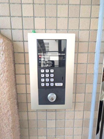 プチ・フルールのセキュリティ|オートロックです