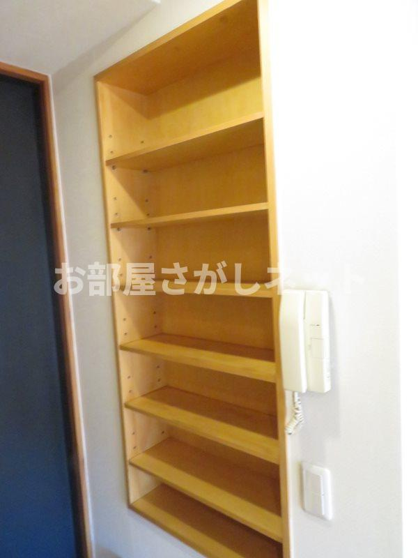 華姿ビル【おとり物件なし】の収納
