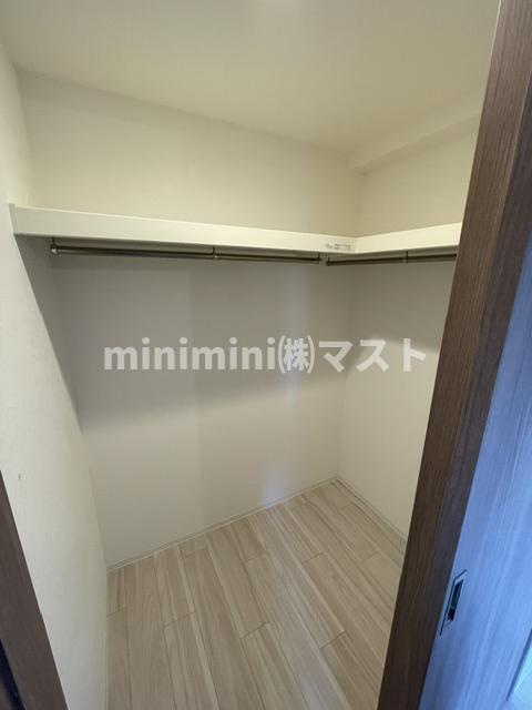 メルディア大阪EASTワールドアイの収納