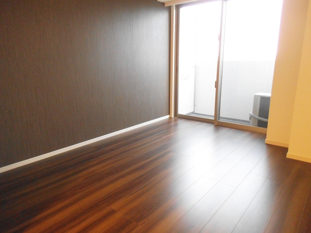 アルテシモアクトの居間・リビング|シックなデザインのお部屋です♪