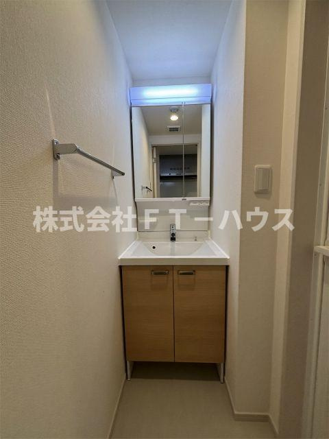 リブリ・船橋Ⅲの独立洗面台
