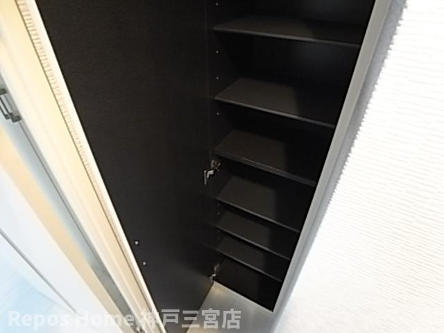 g+の玄関