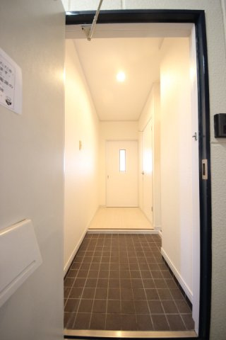 メゾン花月の玄関