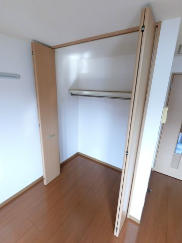【収納】 | ロイヤルクレッセント西登戸　弐番館