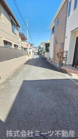 南鴻池町２丁目　中古戸建の周辺