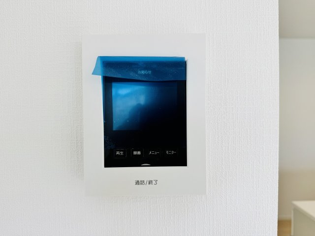 八王子市　中野上町　新築一戸建て　３７期のセキュリティ|～TVモニター付インターホン　訪問者の確認に便利です～