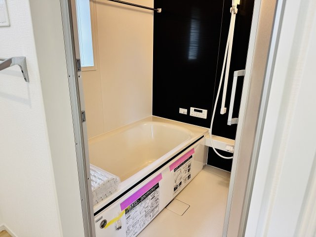 八王子市　中野上町　新築一戸建て　３７期の浴室|～のびのびくつろげるバスルーム　１日の締めくくりに癒やしのバスタイムを～