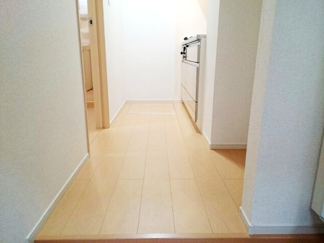 メゾンドオピュールの玄関|　※他号室の参考写真です。