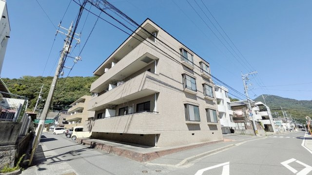 ベストハウス緑井