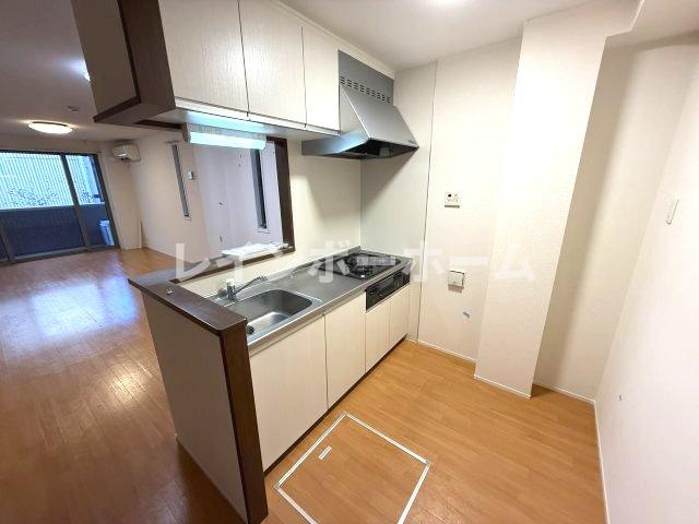 パークサイド広尾のキッチン|※参考写真　反転間取り別部屋