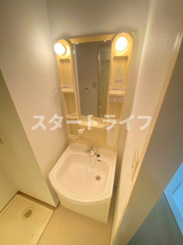 大阪市淀川区西三国１丁目の賃貸マンションの洗面所