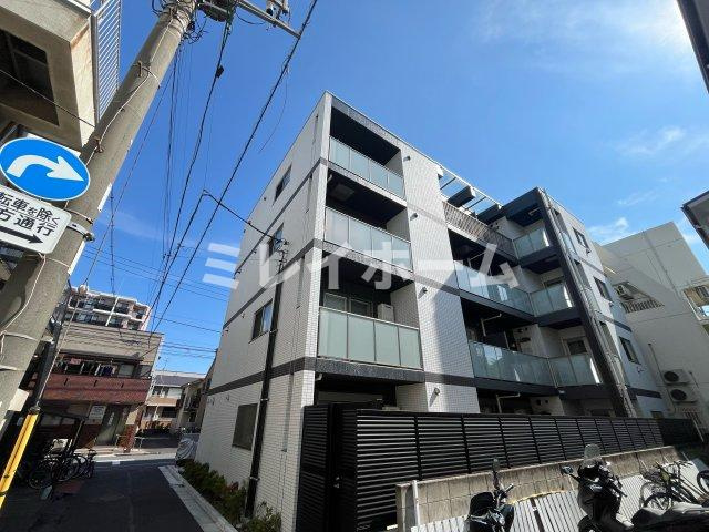 Patriaの外観