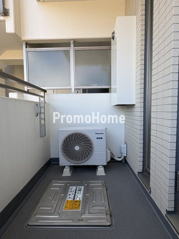 リバーレ秋葉原のバルコニー