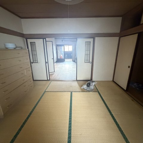 登別市富士町4丁目6-2居宅付き店舗戸建の和室