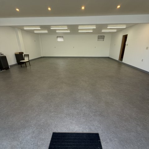 登別市富士町4丁目6-2居宅付き店舗戸建の居間・リビング