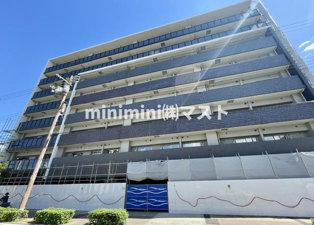 メルディア大阪EASTワールドアイの外観