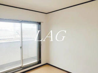 【居間・リビング】 | ティーズハイツ津田沼 | 洋室のお部屋です。