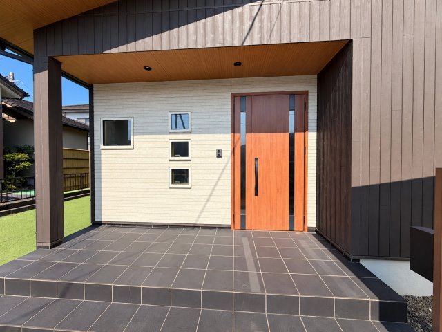 【玄関】 | 蓑原町 2,750万円