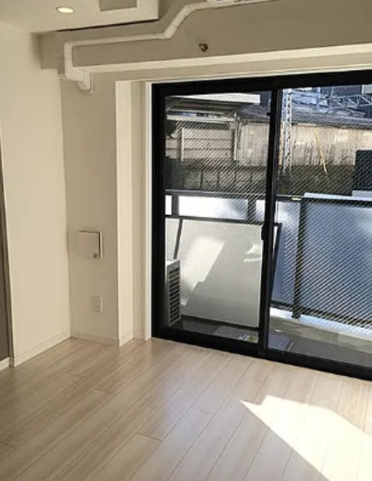 豊島区池袋本町４丁目の賃貸マンションの居間・リビング
