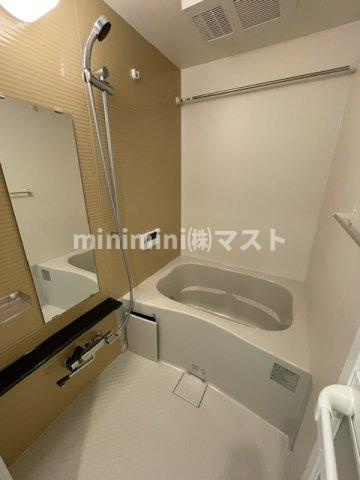 メルディア大阪EASTワールドアイの浴室