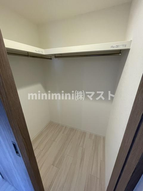 メルディア大阪EASTワールドアイの収納