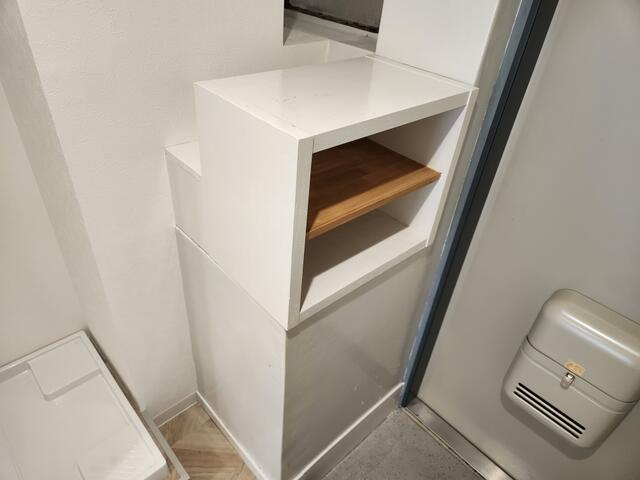 行徳マンションの玄関