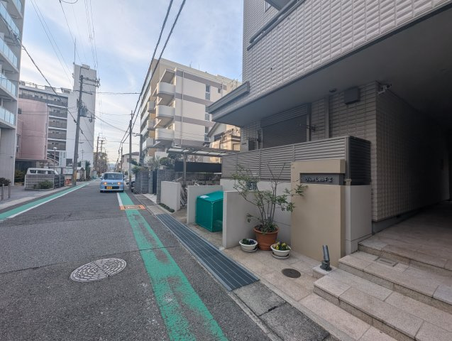 ブルーリーフⅡのエントランス