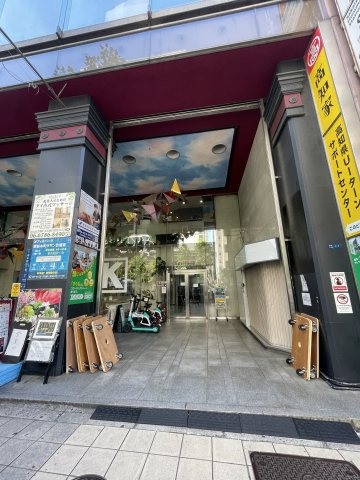 本町サザンビルのエントランス