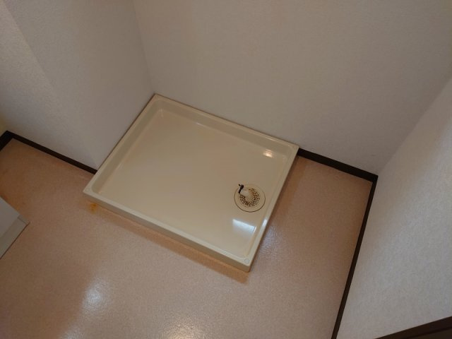 第一マンション寺直の洗面所