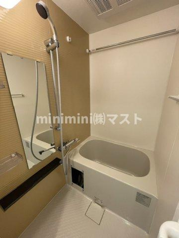 メルディア大阪EASTワールドアイの浴室