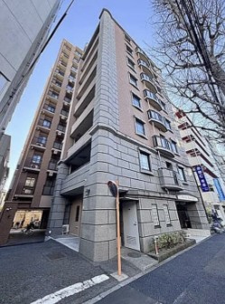 【外観】 | グランシティ杉並高円寺 | 鉄筋コンクリート造のがっちりとした建物。
