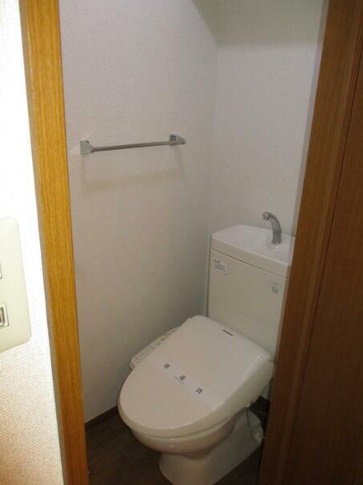 ファミーユ宮前Bのトイレ|清潔感のあるトイレです