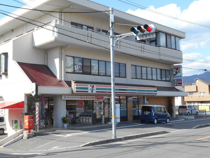 セジュール八幡の外観|セブイレブン広島八幡店