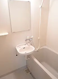 イースト本駒込の浴室