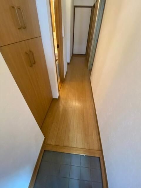 アトリーズ綱島Ｂ棟の玄関