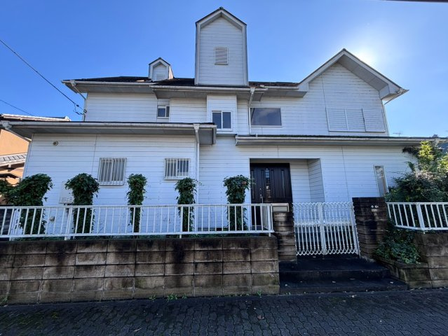 伊奈♪敷地広々約228坪！5LDKのゆとりある中古戸建の外観