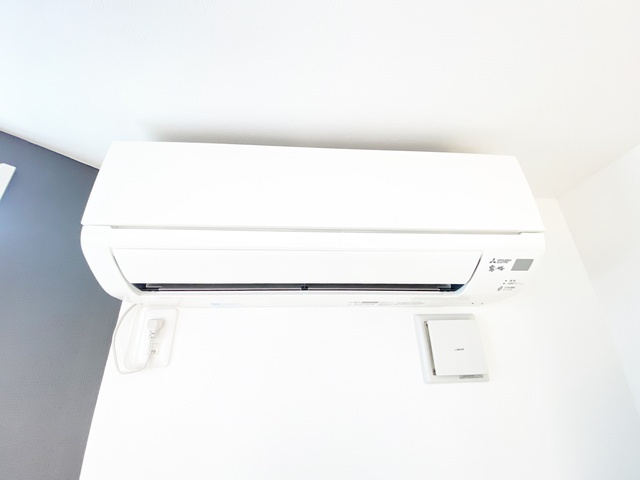 アドニスⅡの設備|エアコン付きのお部屋です！！