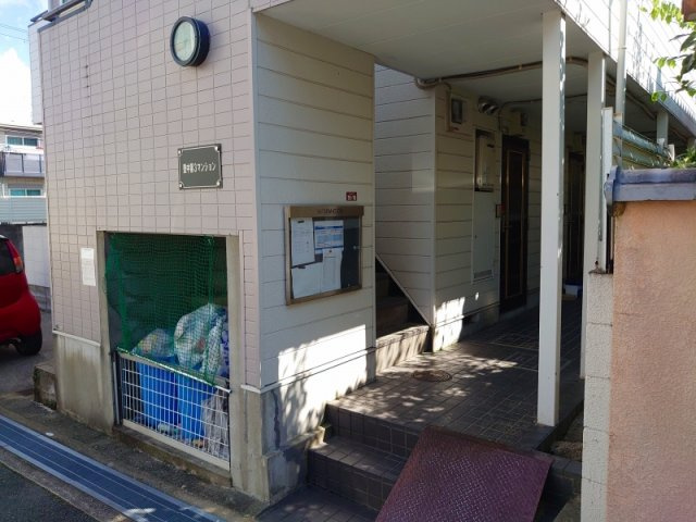 豊中第3マンションのエントランス