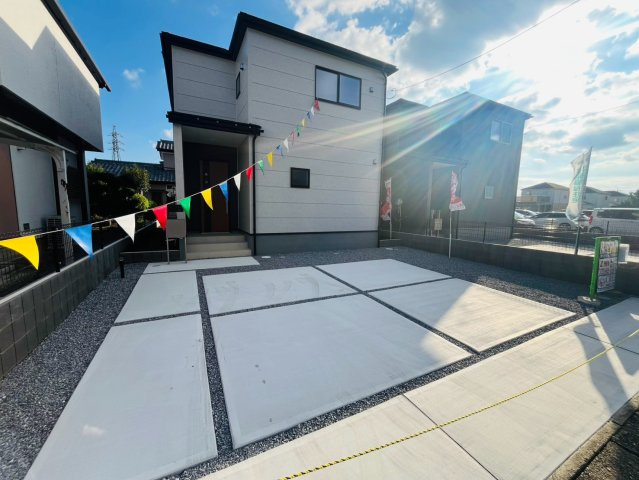 【Livele Garden】　第16栃木大平町富田　全2邸の前面道路含む現地写真|○外観○
残り1棟！ぜひ、お気軽にご連絡ください♪
2026年9月撮影